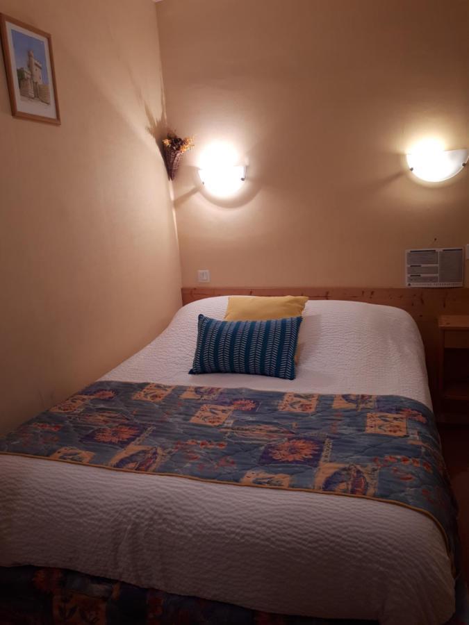 Logis Hotel Le Ceans Orpierre Luaran gambar