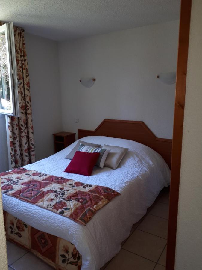 Logis Hotel Le Ceans Orpierre Luaran gambar