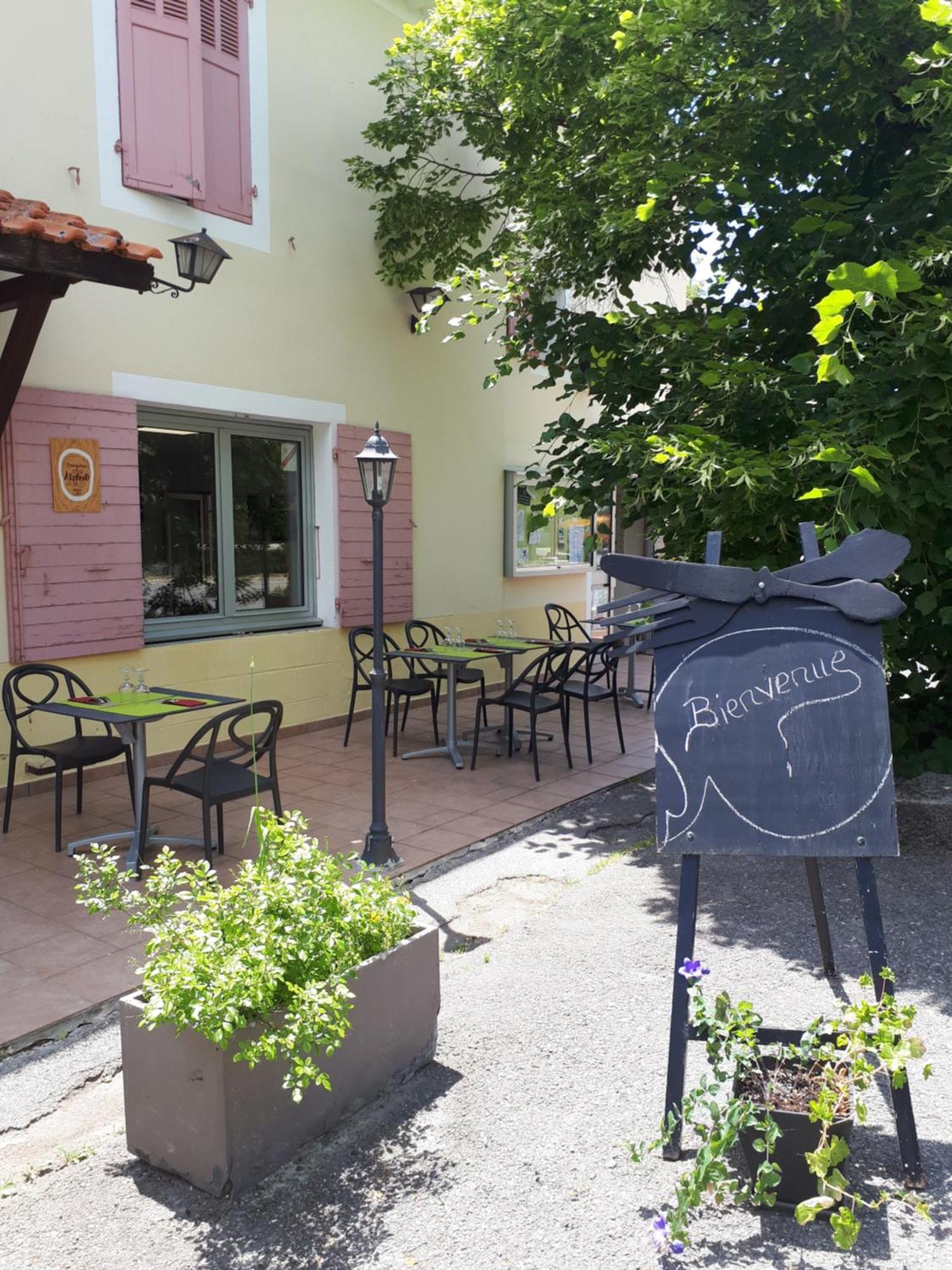 Logis Hotel Le Ceans Orpierre Luaran gambar