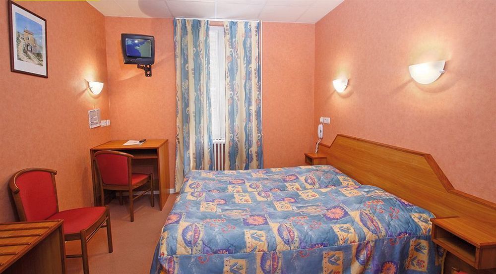 Logis Hotel Le Ceans Orpierre Luaran gambar